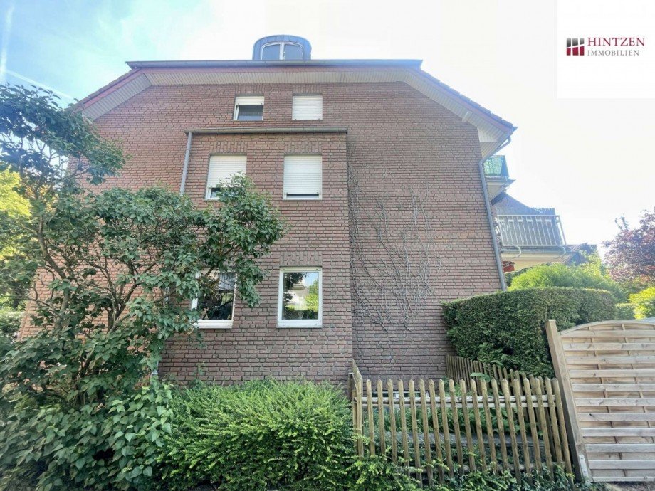 Seitenansicht Etagenwohnung Grevenbroich