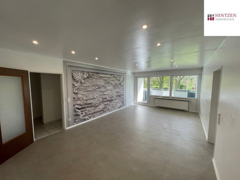 Wohnzimmer Grevenbroich - S�dstadt Erdgeschosswohnung Renovierte Erdgeschosswohnung in der Grevenbroicher / S�dstadt mit gro�em Balkon.