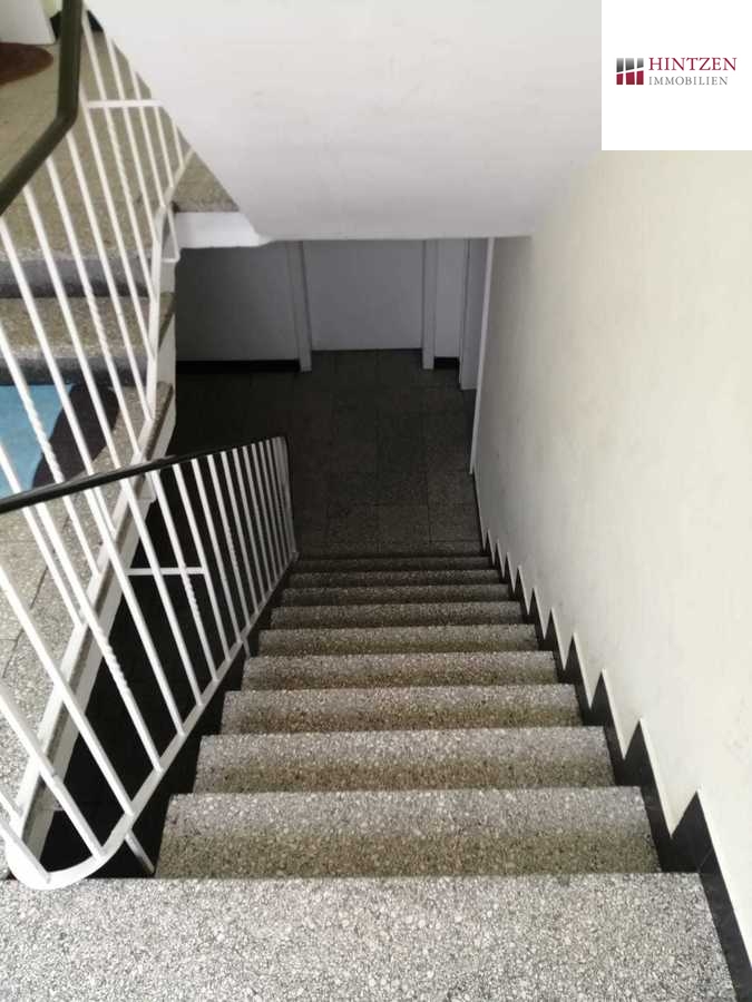 Treppenhaus Mehrfamilienhaus M�nchengladbach