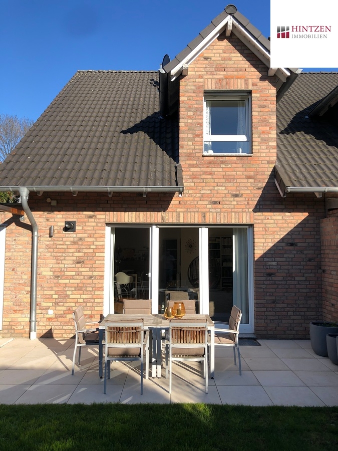 R�ckansicht des Hauses Einfamilienhaus Grevenbroich